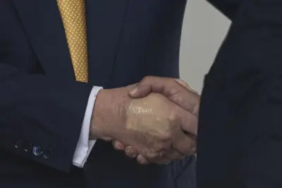 Extra Extra: What is Donald Trump putting on his hand?