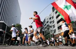 Runners protesting ICE cover 15 miles through immigrant communities