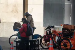 Grocery delivery workers are now guaranteed minimum pay under new City Council laws